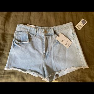 Forever 21 women’s Jean shorts